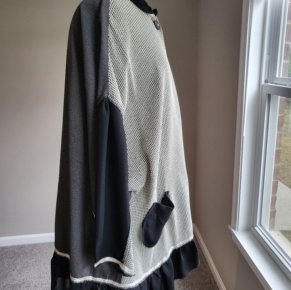 Aug 27 A.M. Stunning Black, Gray & White Multi-Pattern 2-Piece Pant Set (O/S) - Picture 9 of 16